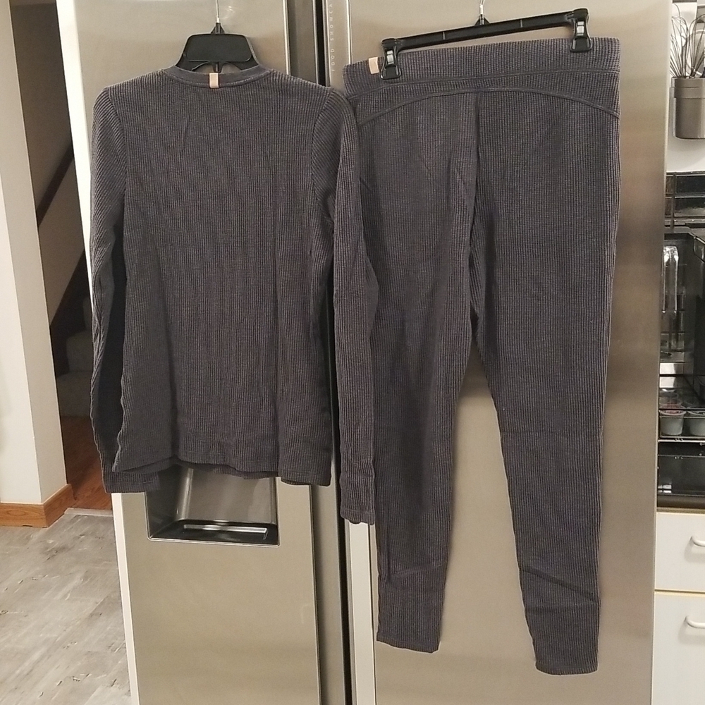 💕LUNYA💕 Restore Thermal Long Sleeve Top + High Rise Legging Pajama Set L NWOT - Picture 13 of 16